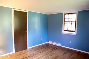 1095 West Side Dr, Newfoundland, PA 18445 - Photo 17