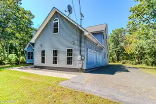 162 Oak Ridge Dr, Milford, PA 18337 - Photo 53