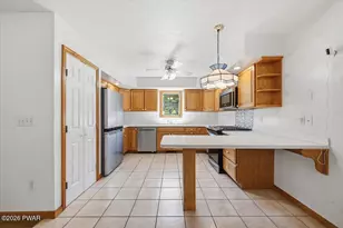 64 Applewood Dr, Hawley, PA 18428 - Photo 13