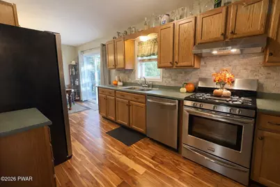 1028 Rolling Hills Drive, Lake Ariel, PA 18436 - Photo 3