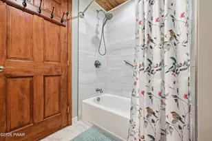 129 Briarwood Dr, Greentown, PA 18426 - Photo 33