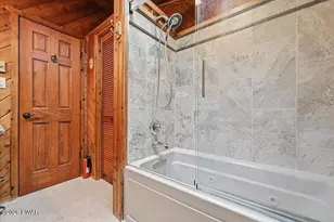 1048 Beaver Lake Dr, Lake Ariel, PA 18436 - Photo 41