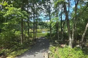 112 Ledgeway Ln, Lords Valley, PA 18428 - Photo 7