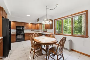 176 Cloud Crest Dr, Greentown, PA 18426 - Photo 19