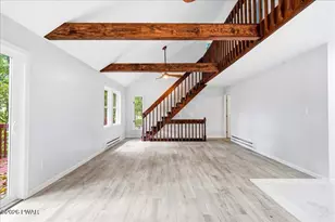 5231 Woodbridge Dr E, Bushkill, PA 18324 - Photo 3