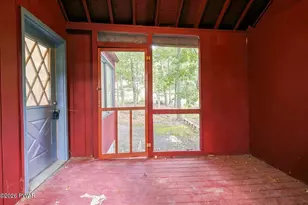 5231 Woodbridge Dr E, Bushkill, PA 18324 - Photo 43