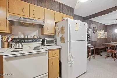 110 W Shore Drive, Hawley, PA 18428 - Photo 17