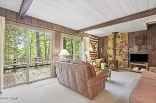 110 W Shore Dr, Hawley, PA 18428 - Photo 9