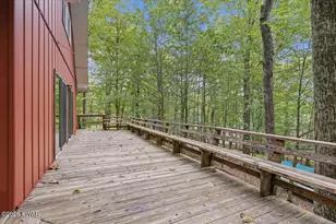 110 W Shore Dr, Hawley, PA 18428 - Photo 41