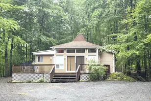 104 Hickory Ln, Lords Valley, PA 18428 - Photo 3