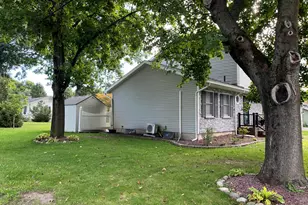 411 6th St, Matamoras, PA 18336 - Photo 17