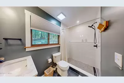 116 Saddlebrook Lane, Hawley, PA 18428 - Photo 25