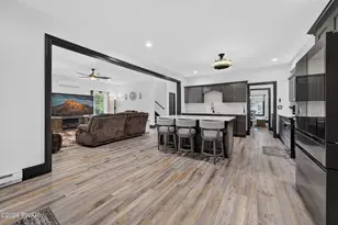 106 Hunters Ln Ln, Dingmans Ferry, PA 18328 - Photo 9