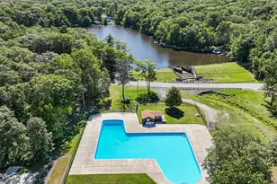 140 Lakewood Dr, Dingmans Ferry, PA 18328 - Photo 23