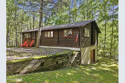 104 Sugar Berry Lane, Greentown, PA 18426 - Photo 3