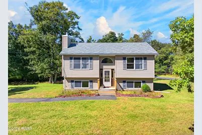 155 Mallard Lane, Bushkill, PA 18324 - Photo 1