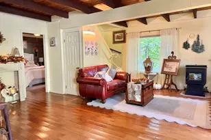804 Hackamore Ct, Lords Valley, PA 18428 - Photo 5