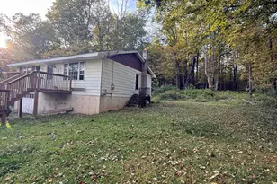 774 Elk Lake Dr, Waymart, PA 18472 - Photo 7