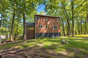 102 Corral Ln, Lords Valley, PA 18428 - Photo 9