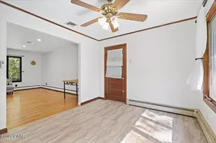 50 Woodledge Hills Dr, Hawley, PA 18428 - Photo 13