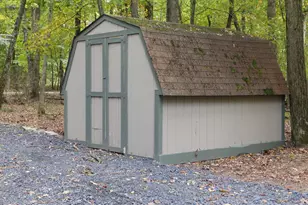 111 Conashaugh Trl, Milford, PA 18337 - Photo 35