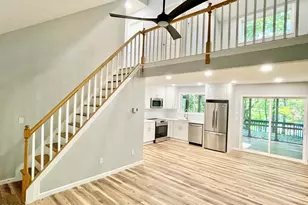 111 Conashaugh Trl, Milford, PA 18337 - Photo 5