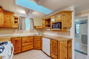 292 Rt 590, Greeley, PA 18425 - Photo 7