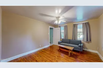 292 Rt 590, Greeley, PA 18425 - Photo 11
