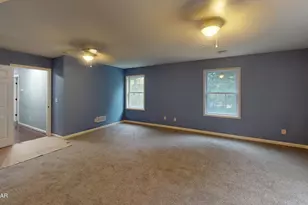 109 Arbutus Ct, Milford, PA 18337 - Photo 27