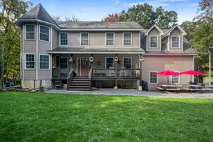 109 Arbutus Ct, Milford, PA 18337 - Photo 1