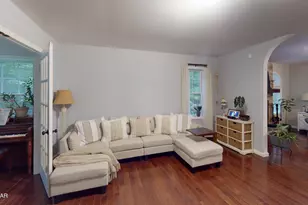 109 Arbutus Ct, Milford, PA 18337 - Photo 15
