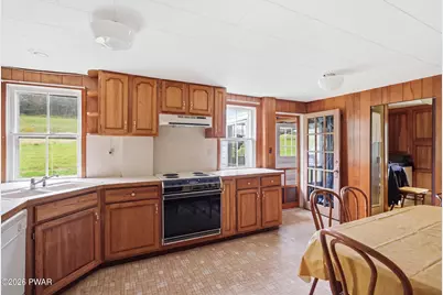 537 Daw Road, Lakewood, PA 18439 - Photo 13