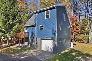 1059 Lakeland Dr, Lake Ariel, PA 18436 - Photo 7