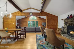 211 Waterview Dr, Lords Valley, PA 18428 - Photo 1