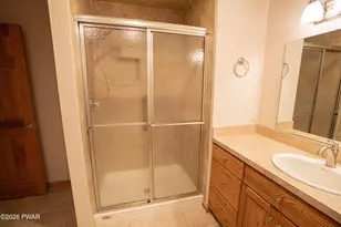 803 Jefferson Ct, Lords Valley, PA 18328 - Photo 31
