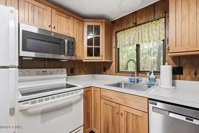 191 Eagle Rock Road, Lackawaxen, PA 18435 - Photo 13