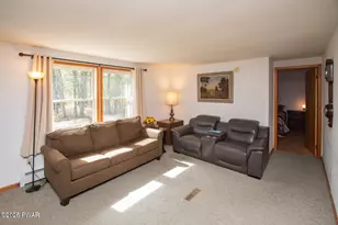 957 Route 6, Shohola, PA 18458 - Photo 3
