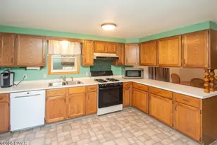 957 Route 6, Shohola, PA 18458 - Photo 5