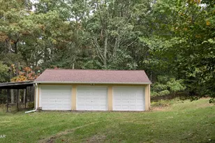 957 Route 6, Shohola, PA 18458 - Photo 25