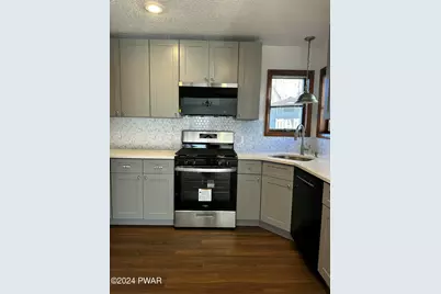 202 W Sarah Street, Milford, PA 18337 - Photo 7