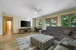 125 Cottonwood Dr, Lords Valley, PA 18428 - Photo 19