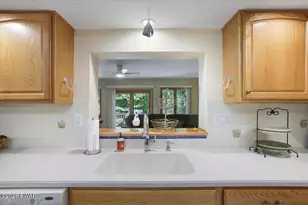 125 Cottonwood Dr, Lords Valley, PA 18428 - Photo 15