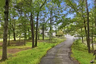 441 Emery Rd, Dingmans Ferry, PA 18328 - Photo 93