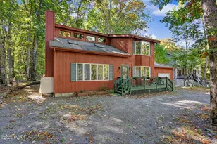 208 Mountain View Dr, Lords Valley, PA 18428 - Photo 7