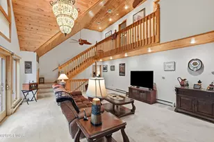 1453 Lakeland Dr, Lake Ariel, PA 18436 - Photo 9
