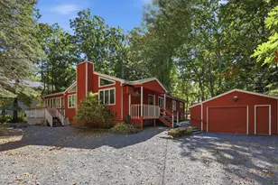 114 Stallion Dr, Lords Valley, PA 18428 - Photo 1