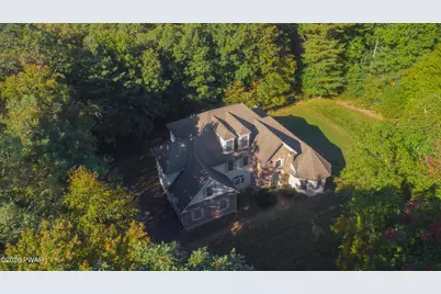 371 Joanne Court, Bartonsville, PA 18321 - Photo 5
