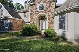 371 Joanne Ct, Bartonsville, PA 18321 - Photo 7