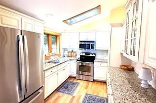 81 Boulder Point Rd, Lakeville, PA 18438 - Photo 9