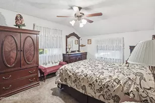 800 Cedar Ct, Lords Valley, PA 18428 - Photo 19